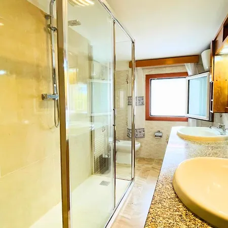 Domo De Aurora - Comfort Гостевой дом Ольбия