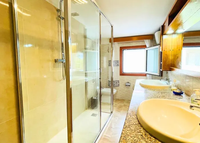 Domo De Aurora - Comfort Гостьовий будинок Ольбія